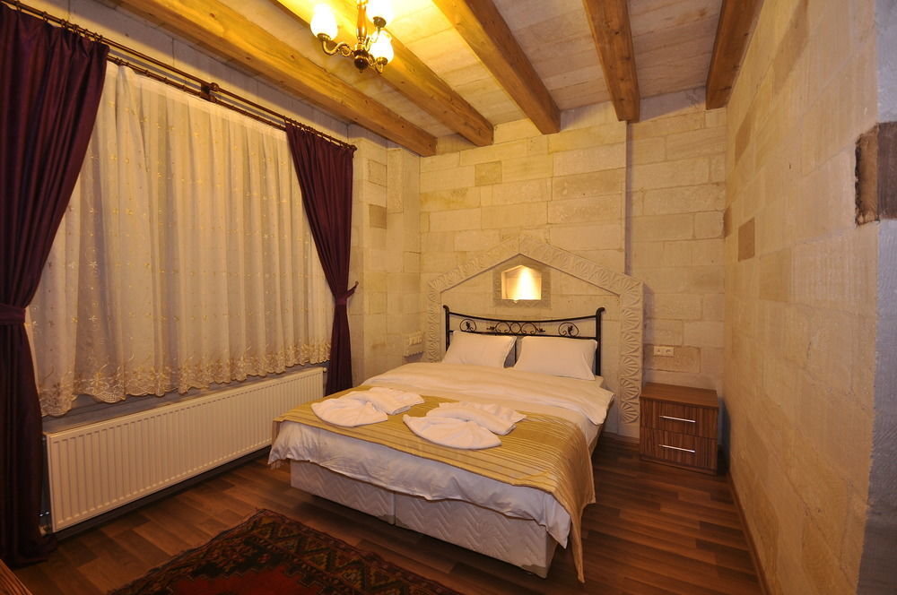 คัปปาโดเชีย สโตน พาเลซ Hotel เกอเรเม ภายนอก รูปภาพ